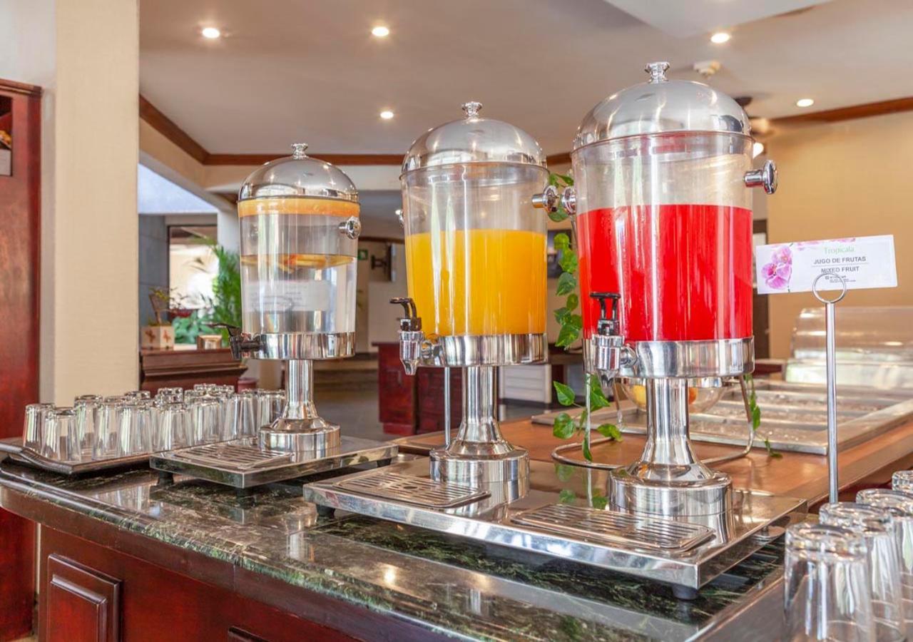 Wyndham San Jose Herradura エクステリア 写真 Juice dispensers