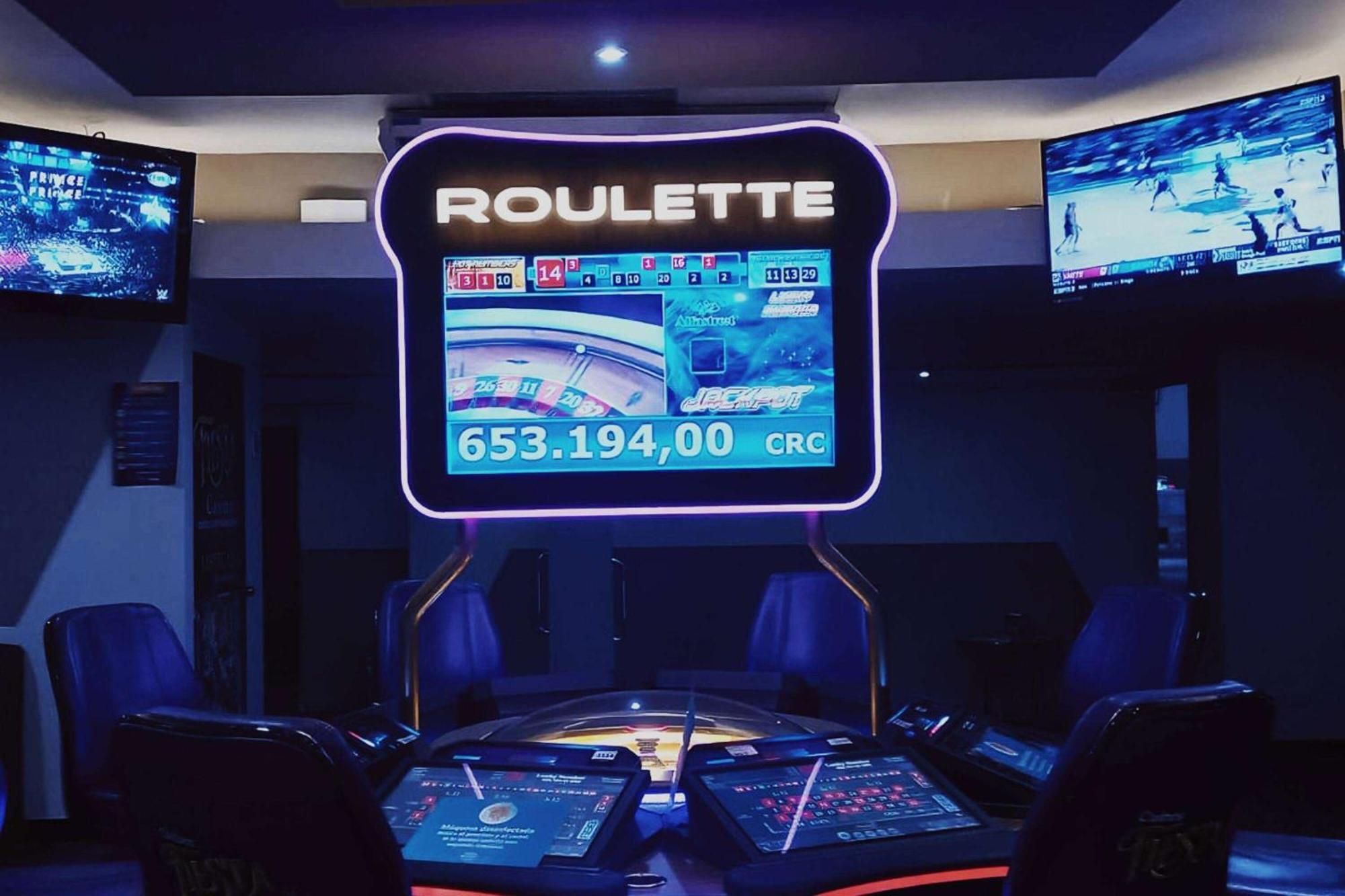 Wyndham San Jose Herradura エクステリア 写真 Casino Slots